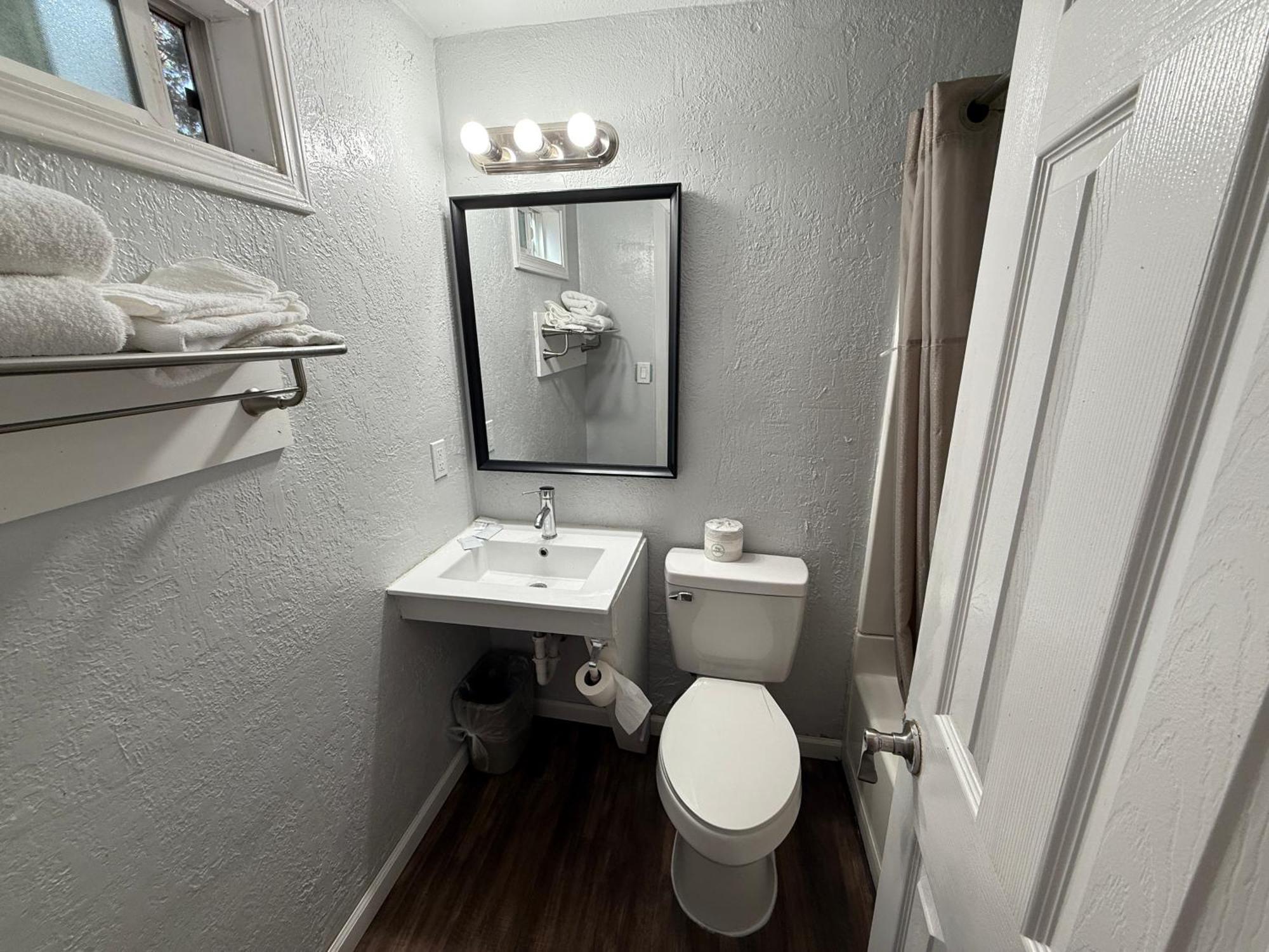Budget Inn Bend Dış mekan fotoğraf