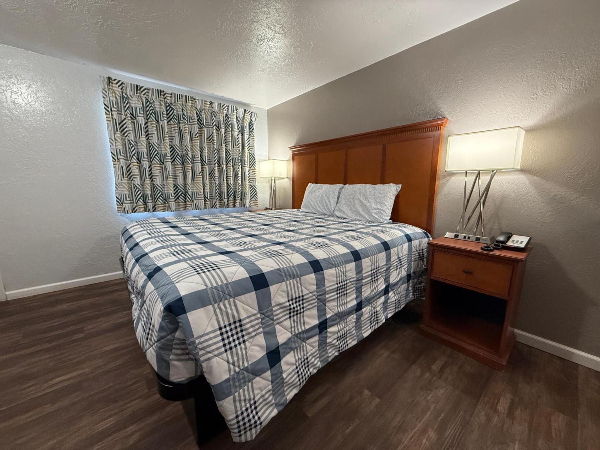 Budget Inn Bend Dış mekan fotoğraf